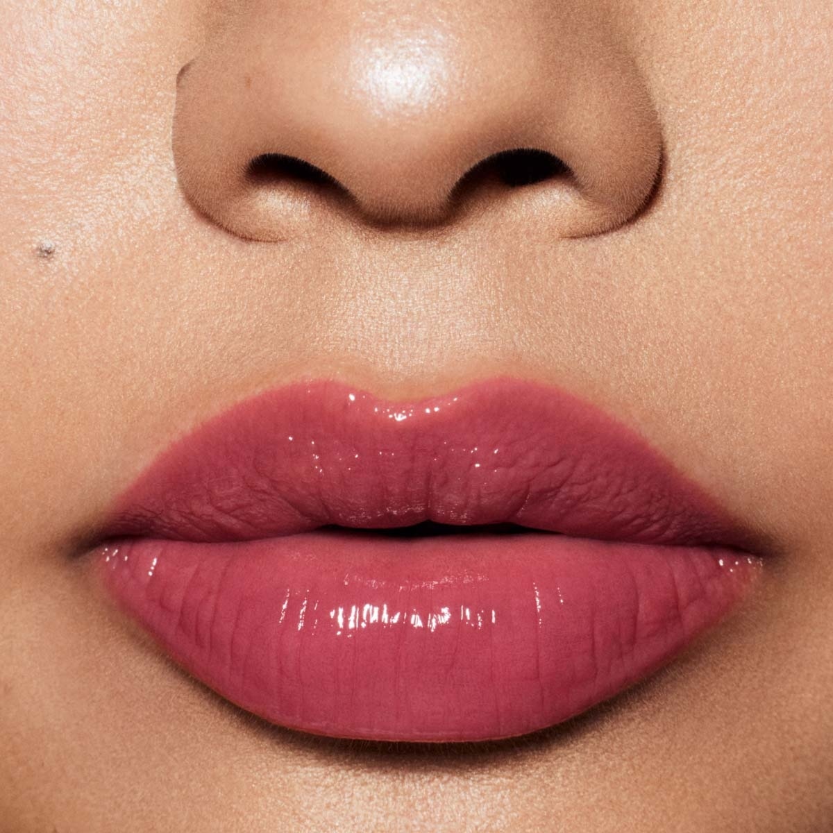 GLOSS BOMB STIX (BARRA DE LABIOS DE BRILLO INTENSO)